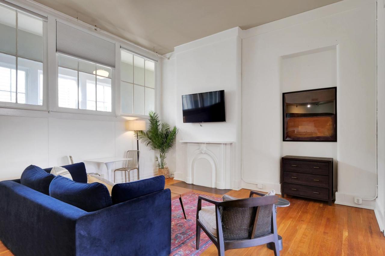 Apartment With King Bed In Downtown Луисвил Екстериор снимка